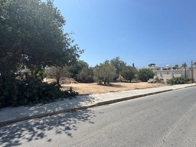 Image No.3-Terrain à vendre à Kissonerga