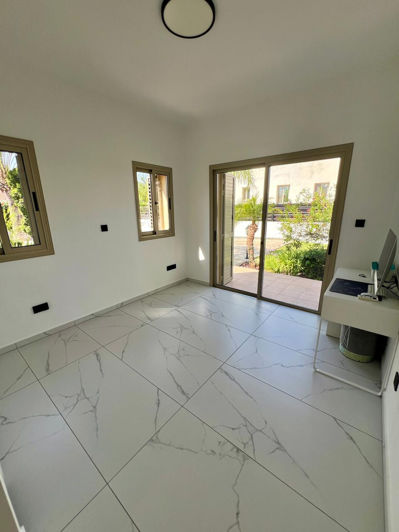 Image No.16-3 Bed House for sale