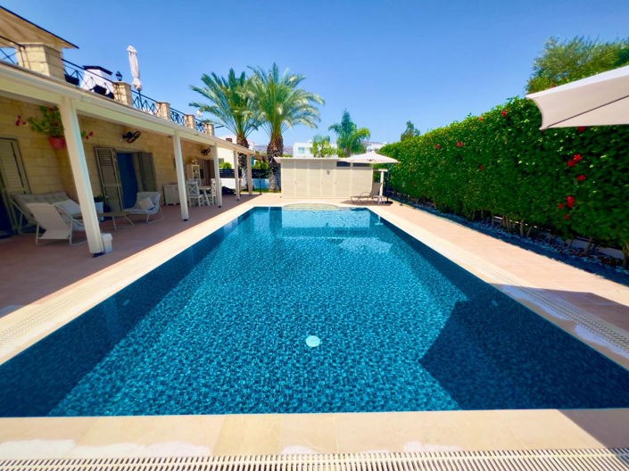 Image No.5-3 Bed House for sale