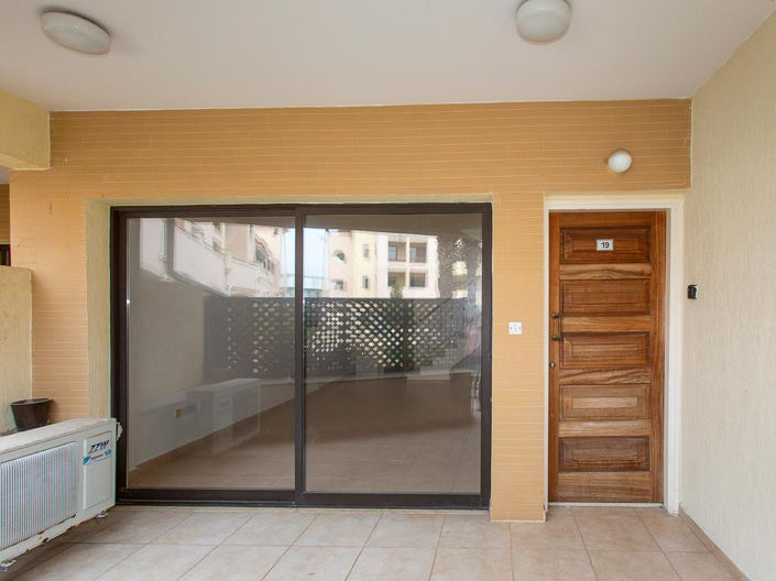 Image No.3-2 Bed House for sale