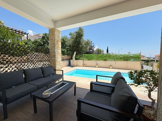 Image No.22-3 Bed House for sale
