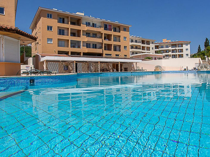Image No.15-2 Bed Apartment for sale