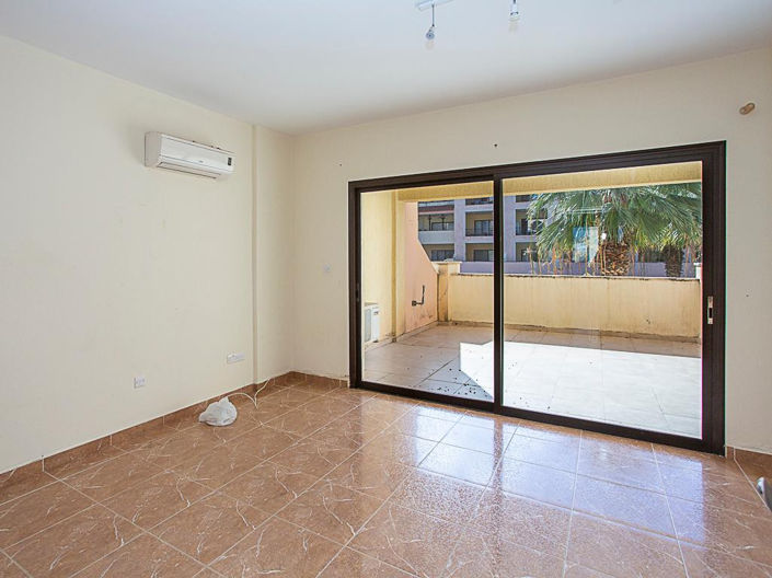 Image No.12-2 Bed House for sale