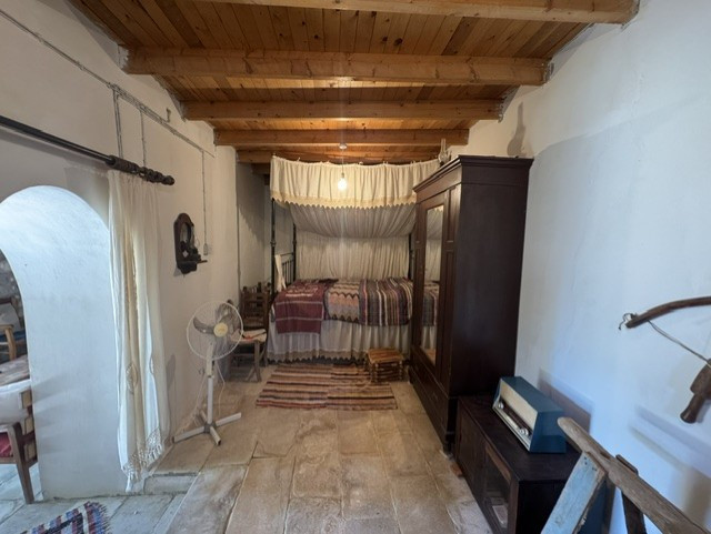 Image No.19-3 Bed House for sale
