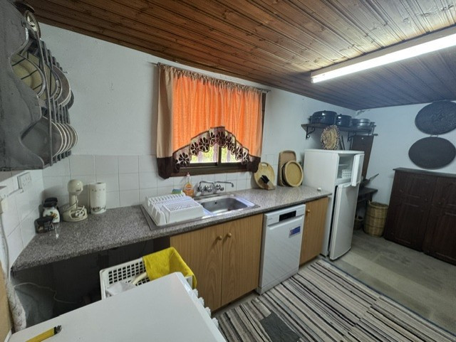 Image No.9-3 Bed House for sale