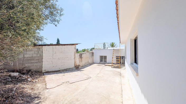Image No.13-4 Bed House for sale