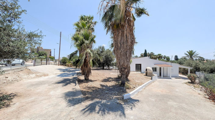 Image No.15-4 Bed House for sale
