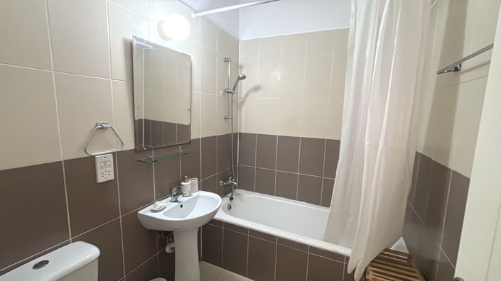 Image No.12-2 Bed Apartment for sale