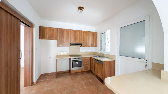 Image No.13-3 Bed House for sale