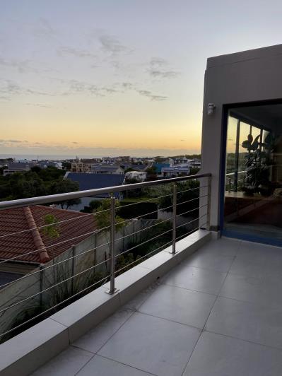 Image No.9-4 Bed House/Villa for sale