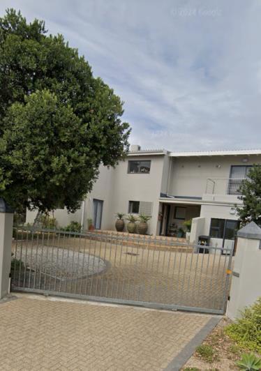 Image No.32-4 Bed House/Villa for sale