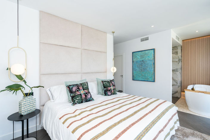 Image No.19-4 Bed Property for sale