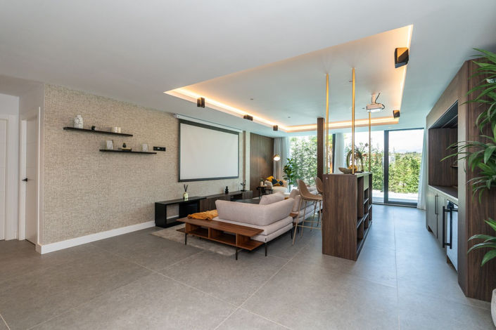 Image No.40-4 Bed Property for sale