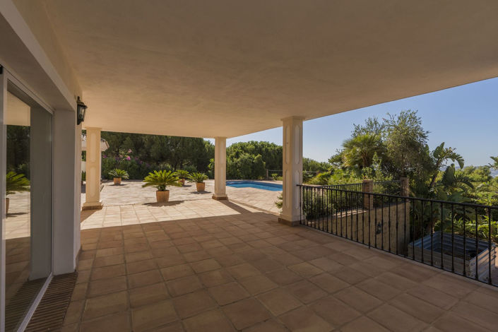 Image No.43-5 Bed Property for sale