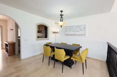 9-467d0cee5b725f3ef65f102a0c2e69c0