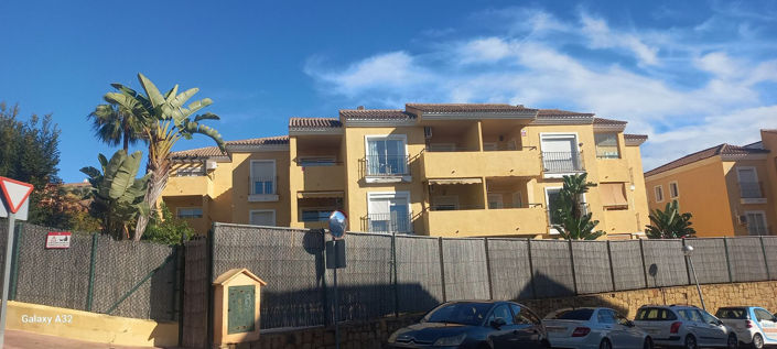 Image No.5-3 Bed Property for sale