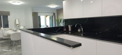 11-20939a0134ad724a8cb2a801094d15a4