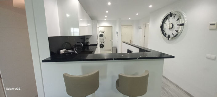 Image No.8-2 Bed Property for sale