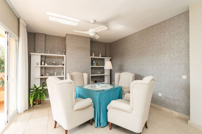 Image No.24-4 Bed Property for sale