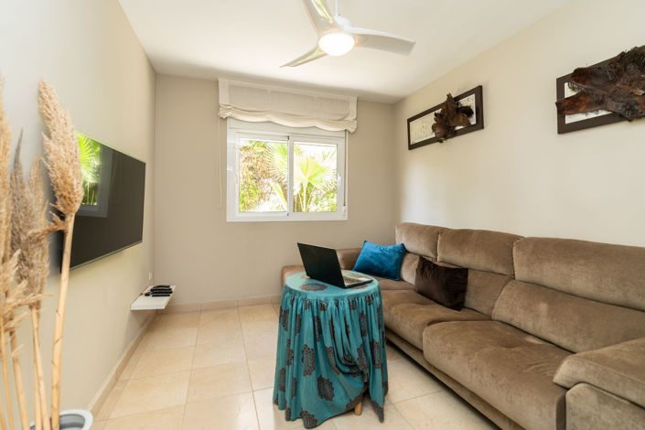 Image No.29-4 Bed Property for sale