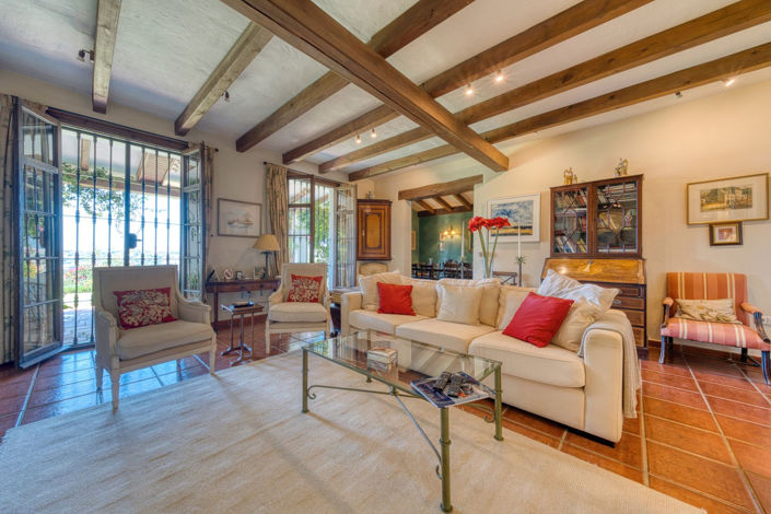 Image No.13-4 Bed Property for sale