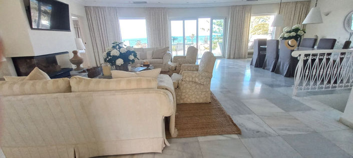 Image No.12-4 Bed Property for sale