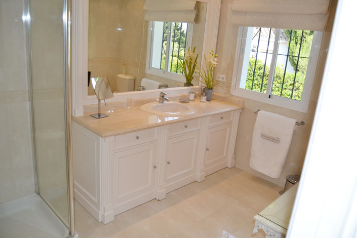 Image No.29-4 Bed Property for sale