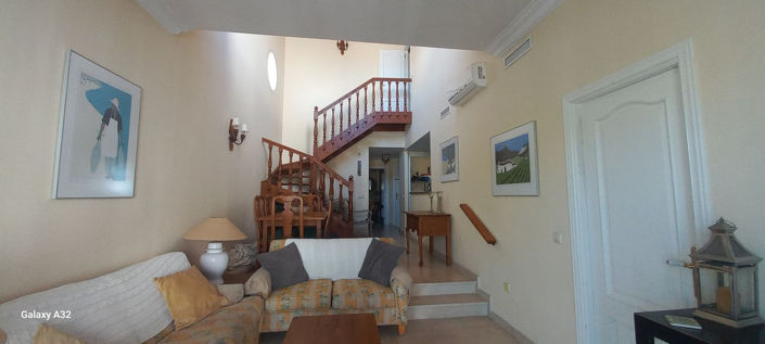 Image No.12-3 Bed Property for sale