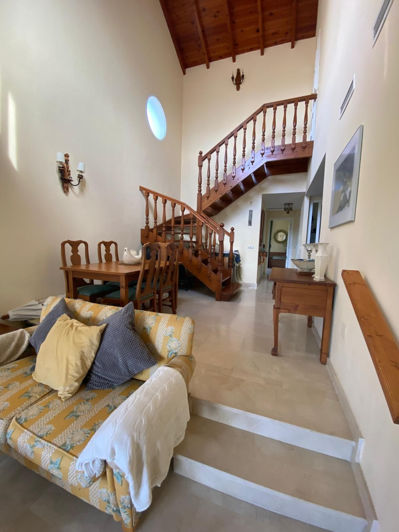 Image No.13-3 Bed Property for sale