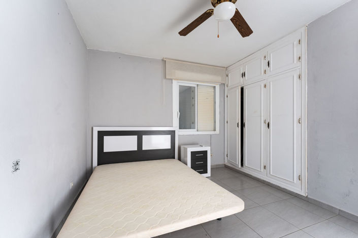 Image No.21-2 Bed Property for sale