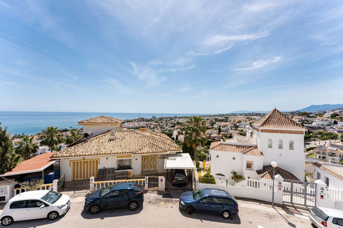 Image No.6-2 Bed Property for sale