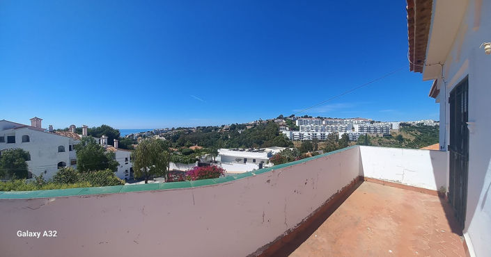 Image No.5-5 Bed Property for sale