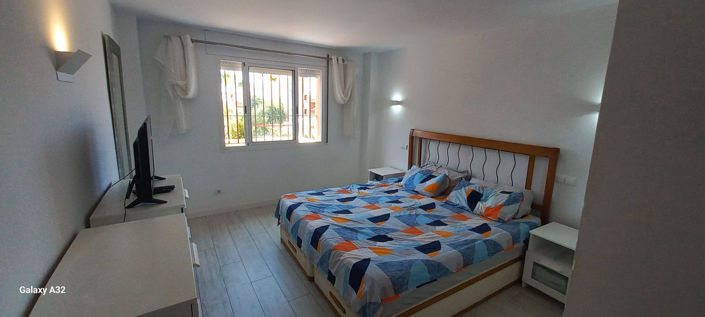 Image No.21-2 Bed Property for sale