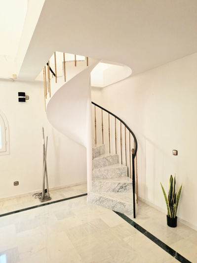 Image No.22-4 Bed Property for sale