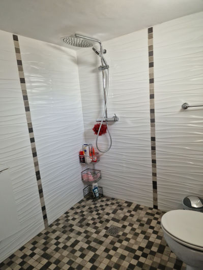 Image No.25-4 Bed Property for sale