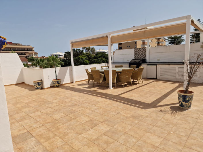 Image No.29-4 Bed Property for sale
