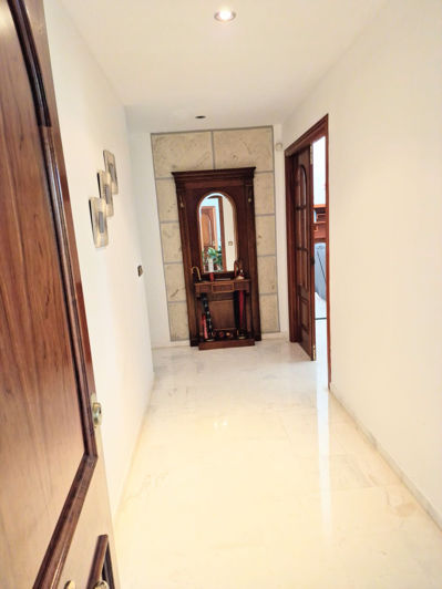 Image No.30-4 Bed Property for sale