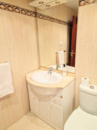 Image No.45-4 Bed Property for sale