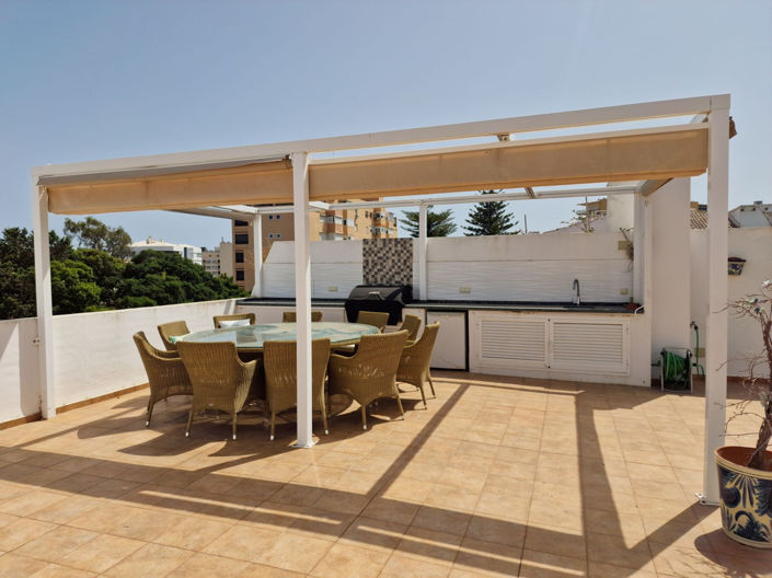 Image No.7-4 Bed Property for sale