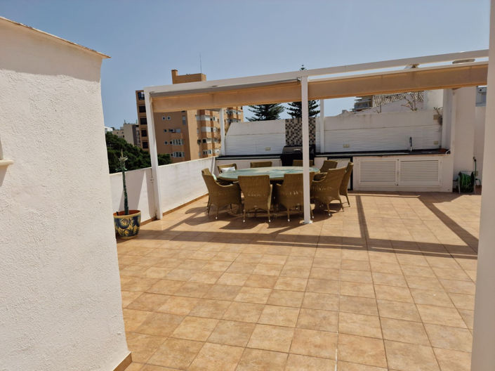 Image No.9-4 Bed Property for sale