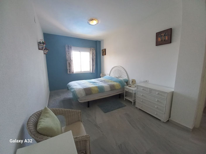 Image No.11-2 Bed Property for sale