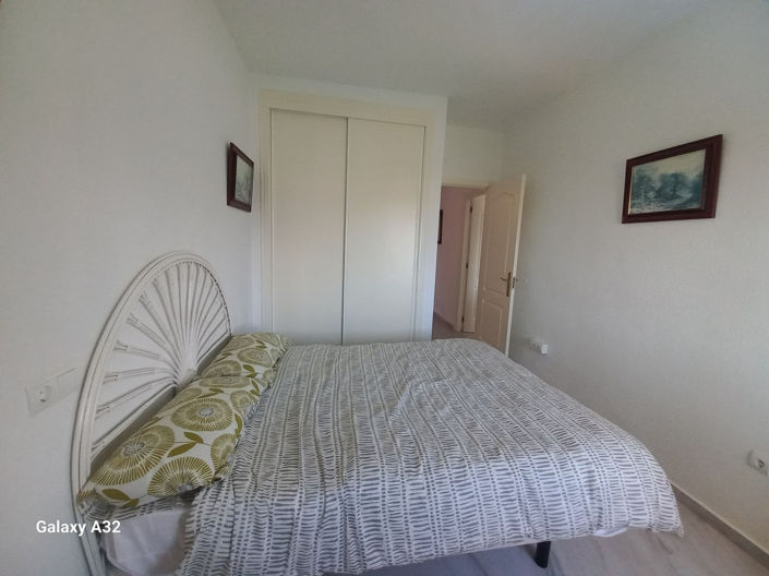 Image No.15-2 Bed Property for sale