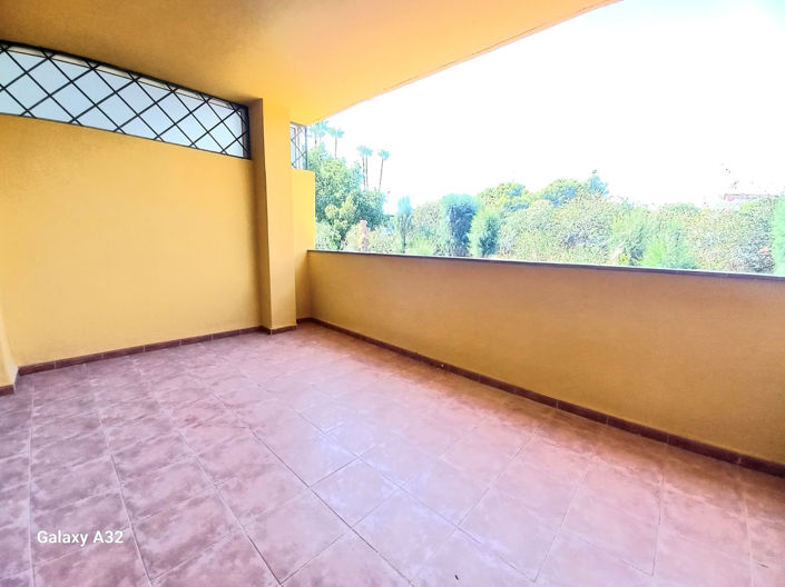 Image No.18-2 Bed Property for sale