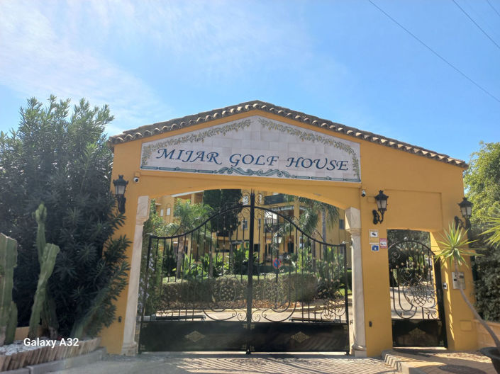 Image No.2-2 Bed Property for sale