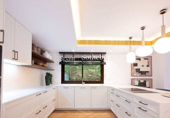 Image No.11-Villa de 6 chambres à vendre à Marbella