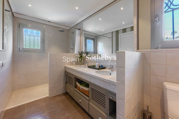 Image No.29-Villa de 5 chambres à vendre à Marbella