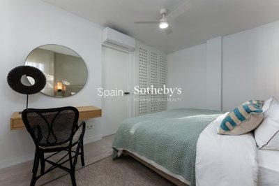 img3245829205933a-4f39-47e3-9a37-a9f709859b9d