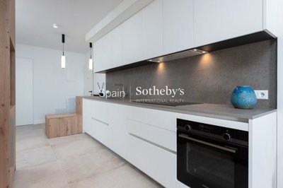 img3245824947dbe0-98dc-4254-8603-7344ec8997d2