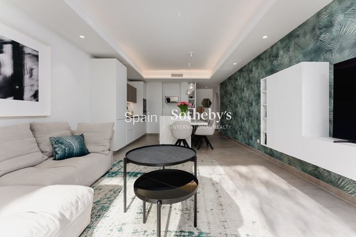 Image No.10-3 Bed Flat for sale