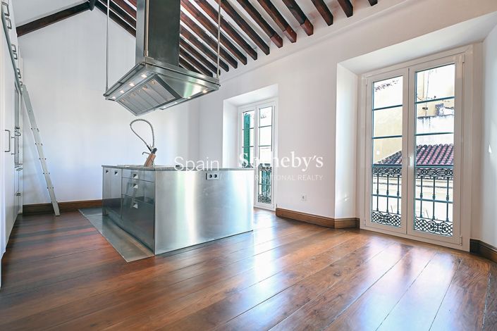 Image No.6-4 Bed Penthouse for sale